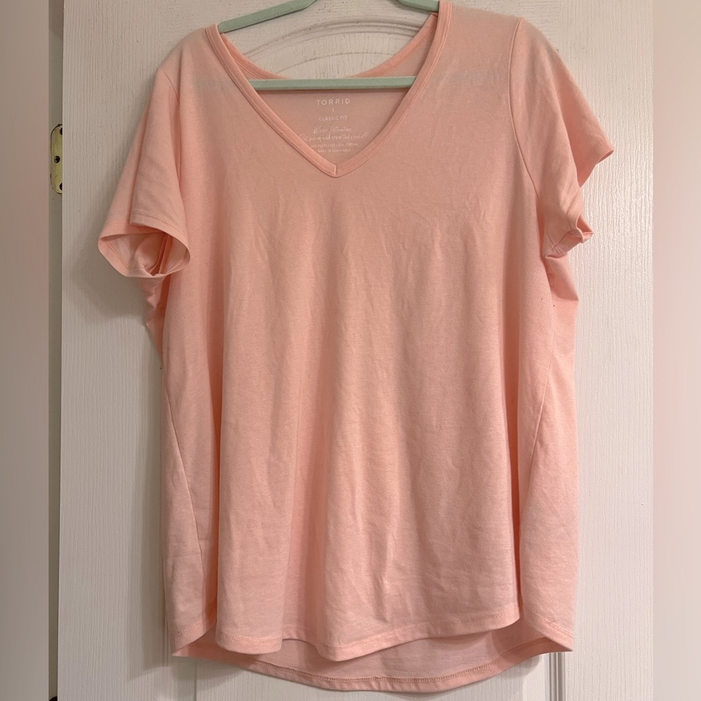 Torrid Light Pink Girlfriend Signature Jersey V-Neck Tee - size 1